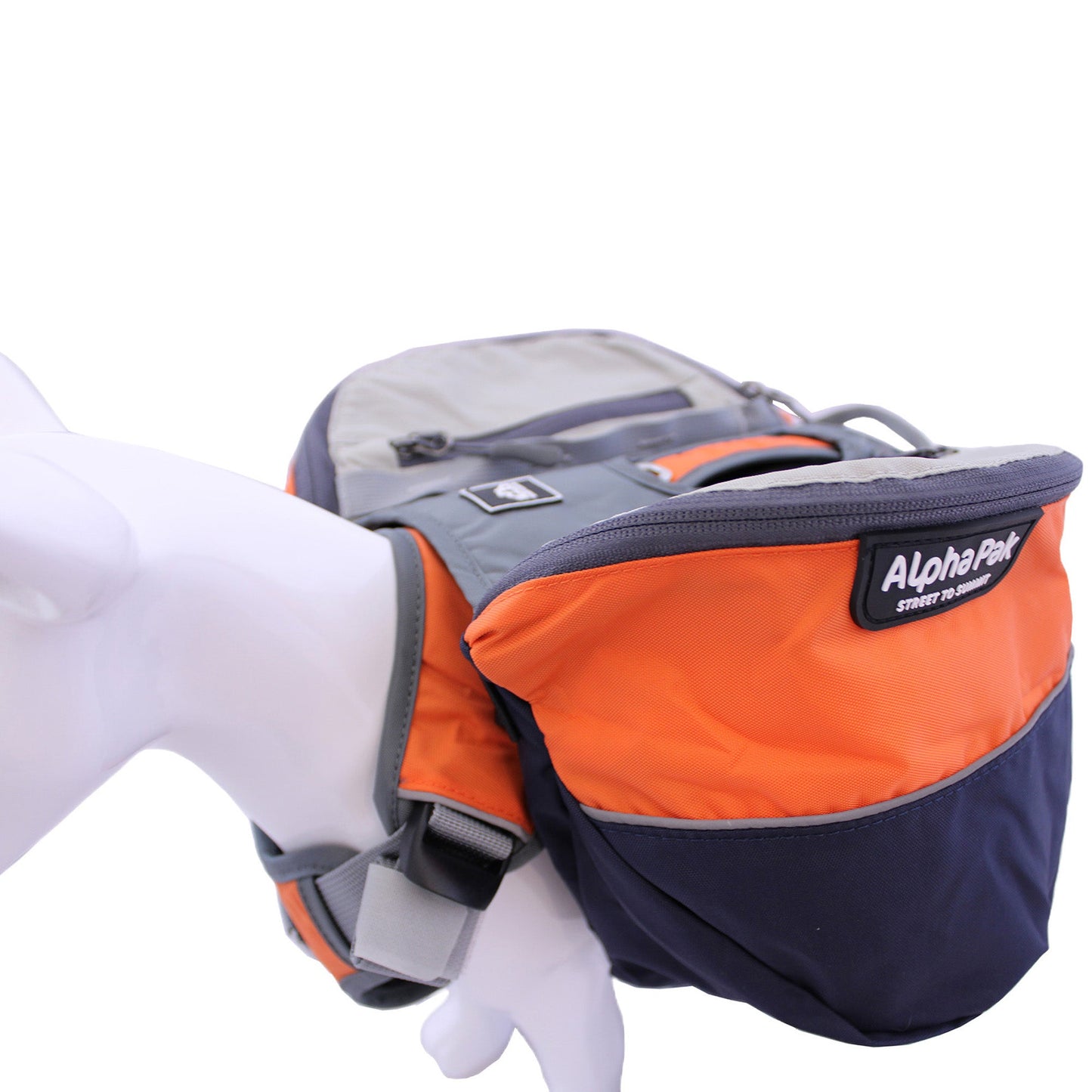 Adventurer 2-piece Dog Pack With EZ Latch™ Harness - MILE HIGH Mannequin