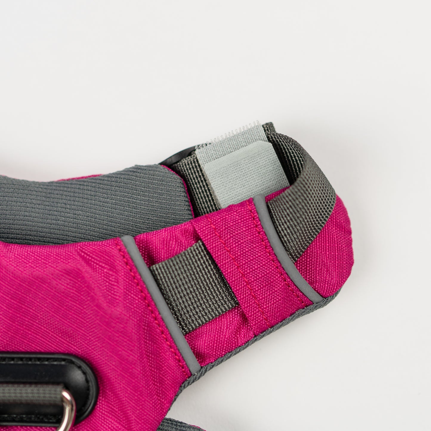 Millvue ラズベリー ピンク EZ Fit™ 犬用ハーネス - 卸売